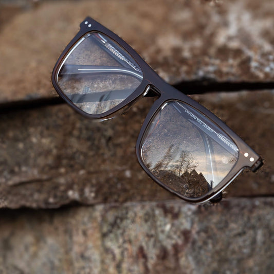 armazones marcos opticos de color café con clip de sol polarizado mica magnetica opticos con receta para hombre y mujer ecologico sustentable plastico reciclado #color_burdeo