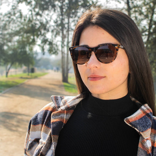 Vista frontal Hanga Roa gafas de sol color carey #color_carey