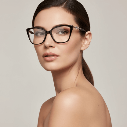 una modelo mujer de pelo tomado guapa usando anteojos marcos opticos bonoboss con receta moedlo agatado #color_carey