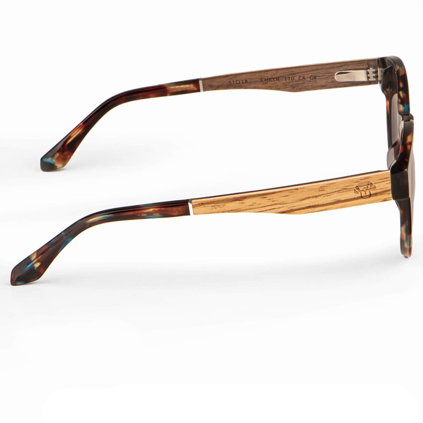Vista lateral Chiloé 110 Wood anteojos de sol color café para mujer #color_brown