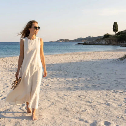 Bonoboss Selknam Clip Sol Verde - modelo playa atardecer caminata golden hour #editorial_lifestyle1 #color_verde
