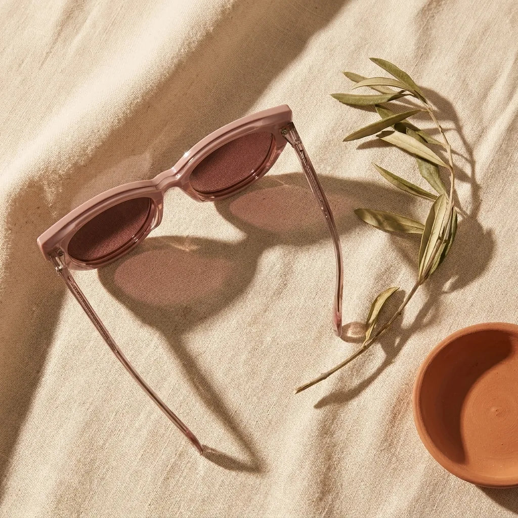 Bonoboss Anakena Clip Sol Champagne - bio-acetato sustentable olivo lino natural editorial #editorial_sustentabilidad #color_champagne