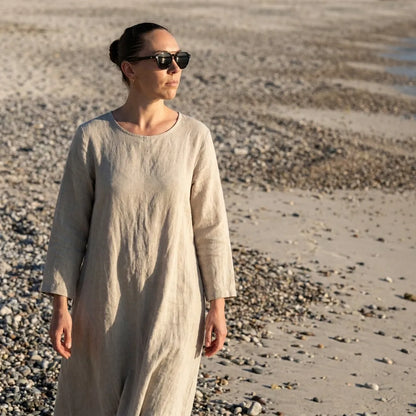 Bonoboss Galápagos Clip Sol Negro - modelo playa atardecer caminata golden hour #editorial_lifestyle3 #color_negro