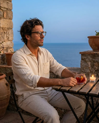Bonoboss Jhonny Deep Clip Sol Verde - modelo aperitivo atardecer terraza blue hour #editorial_lifestyle4 #color_verde