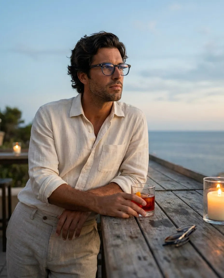 Bonoboss Jhonny Deep Clip Sol Azul - modelo aperitivo atardecer terraza blue hour #editorial_lifestyle4 #color_azul