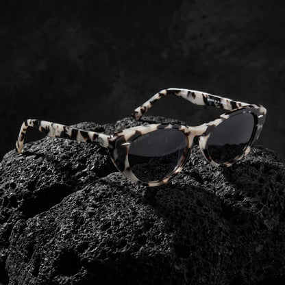 Lentes sol Havana polarizados UV400 sobre roca volcanica textura natural Bonoboss #color_marble