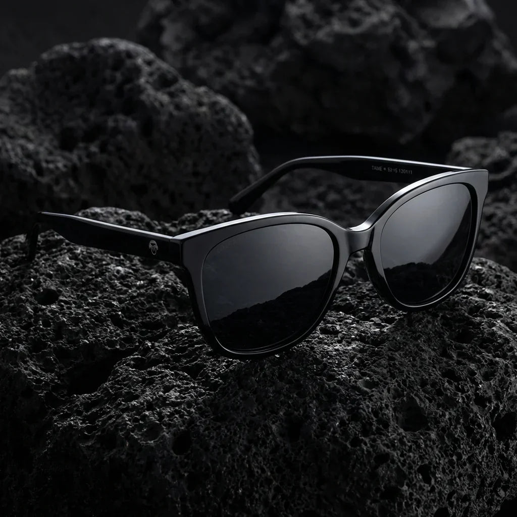 Lentes sol Tiare ❀ polarizados UV400 sobre roca volcanica textura natural Bonoboss #color_negro