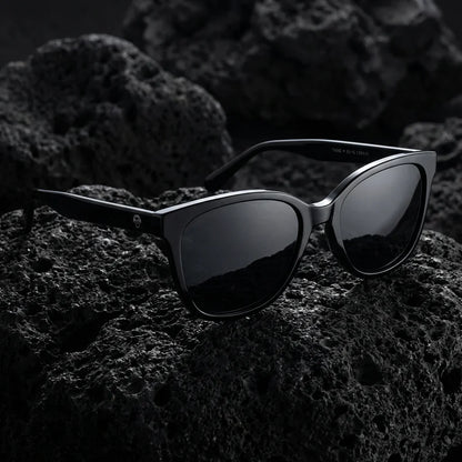 Lentes sol Tiare ❀ polarizados UV400 sobre roca volcanica textura natural Bonoboss #color_negro