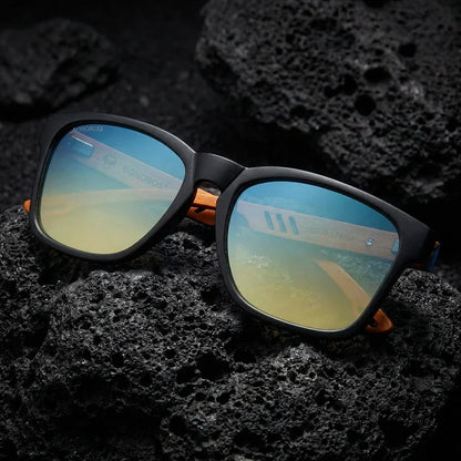 Lentes sol Waimea polarizados UV400 sobre roca volcanica textura natural Bonoboss #editorial_detail2 #color_degrade-azul