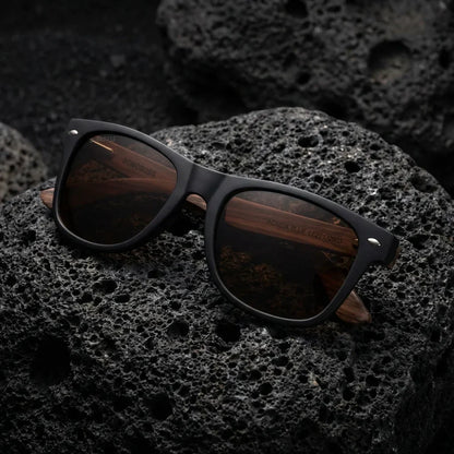 Lentes sol Acacia Nogal polarizados UV400 fotografia editorial Bonoboss #color_gradiente-cafe
