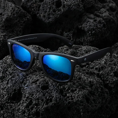 Lentes sol Acacio RPET polarizados UV400 sobre roca volcanica textura natural Bonoboss #color_sky