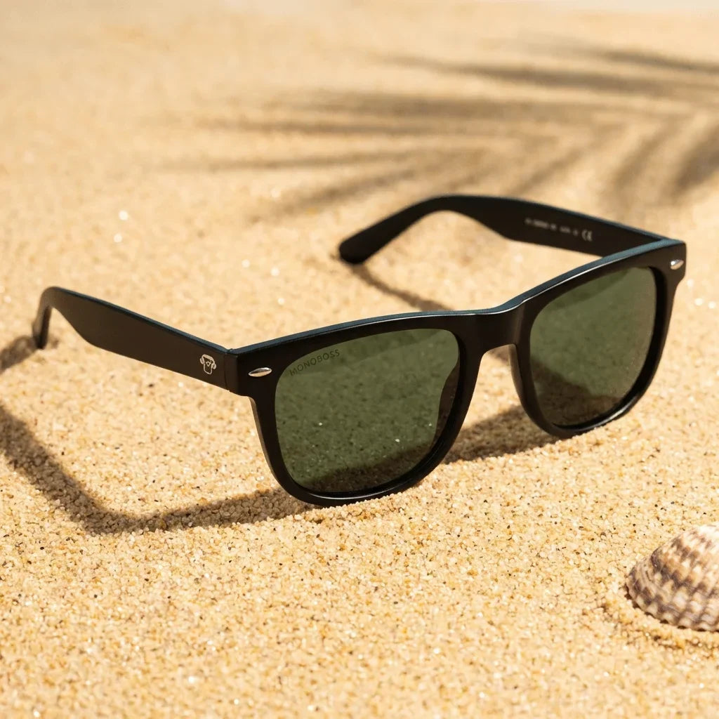 Lentes sol Acacia XL polarizados UV400 sobre arena dorada costa textura natural Bonoboss #color_g15