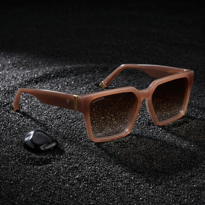 Lentes sol Montenegro polarizados UV400 sobre arena negra volcanica Bonoboss #color_brown