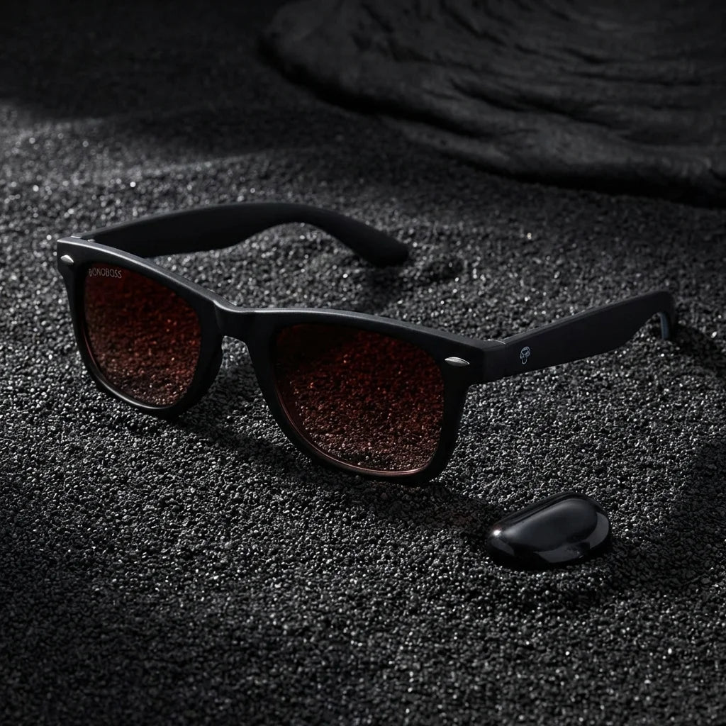 Lentes sol Acacio RPET polarizados UV400 sobre arena negra volcanica Bonoboss #color_rojo