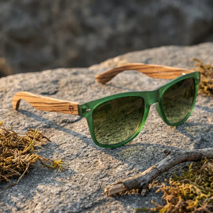 Lentes sol Acacia polarizados UV400 madera zebrano Verde Gradiente Olive paisaje patagonico naturaleza sustentable Bonoboss #editorial_sustentabilidad #color_verde-gradiente-olive