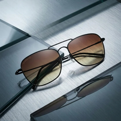 Commander Reverse gafas polarizadas con acabado premium vista frontal gun metal #color_gun
