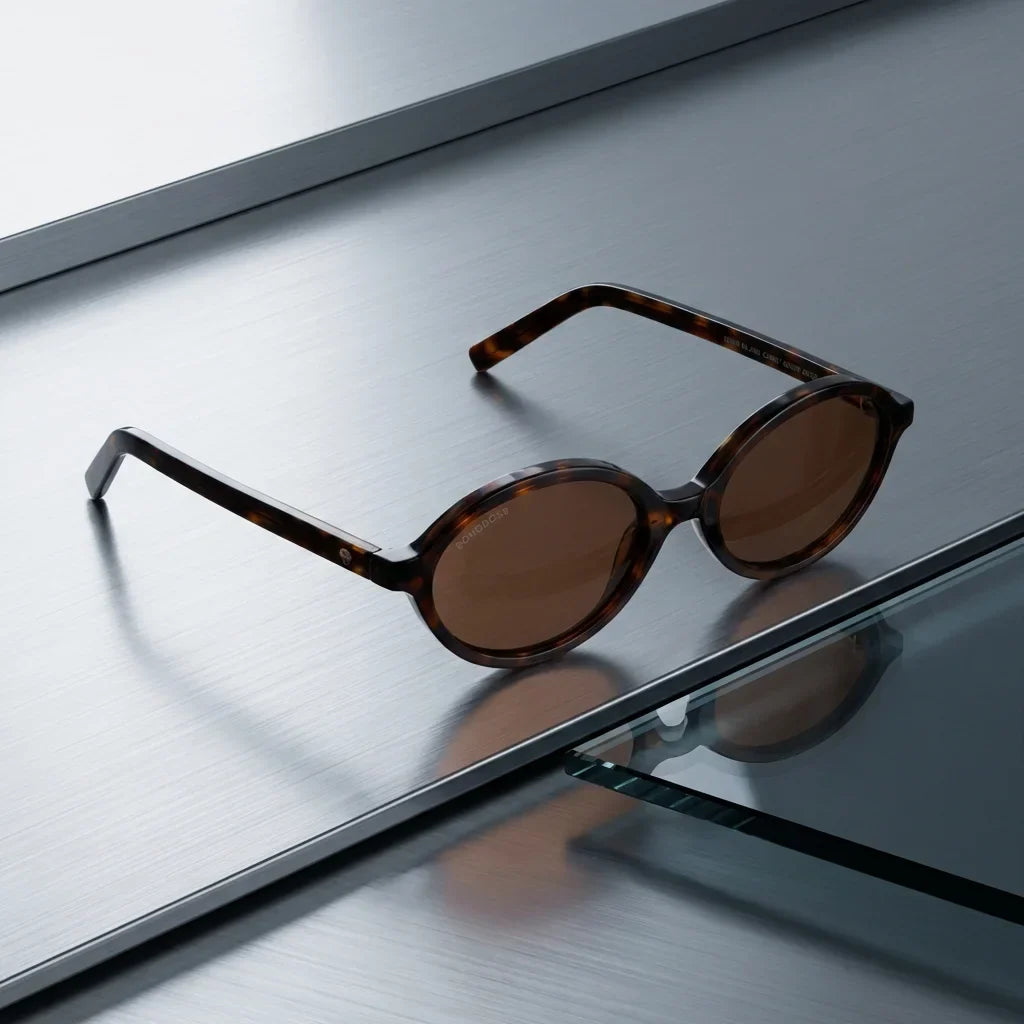 Diseño Guapi Island lentes de sol color carey frontal hombre y mujer #color_carey
