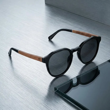 Vista frontal de Galápagos gafas polarizadas color negro para hombre y mujer #color_negro