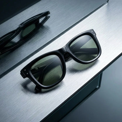 Vista 3/4 Acacia Reverse lentes de sol hombre G15 verde militar destacando acabado premium #color_g15