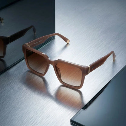 Lentes sol Montenegro polarizados UV400 sobre metal cepillado superficie industrial Bonoboss #editorial_grid1 #color_brown