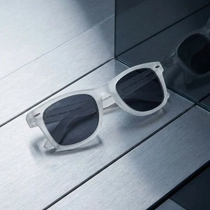 Vista frontal Acacio RPET lentes de sol madera color cristal transparente #color_transparente