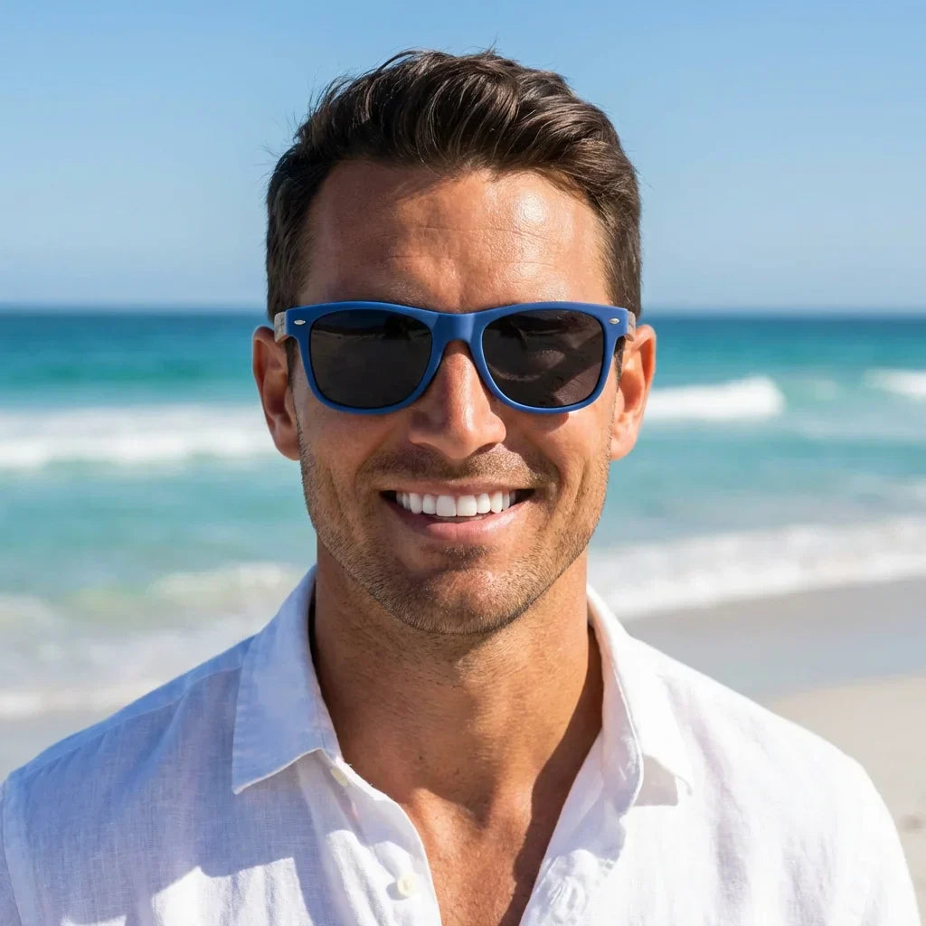 Frontal Acacia gafas de sol plástico reciclado #color_blue-smoke