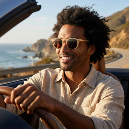 Hombre usando lentes sol Temuco RPET polarizados UV400 hombre conduciendo reduce fatiga ocular Bonoboss #editorial_detail1 #color_brown