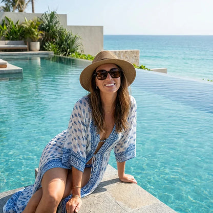 Mujer usando lentes sol Canarias polarizados UV400 mujer estilo resort verano Bonoboss #color_carey