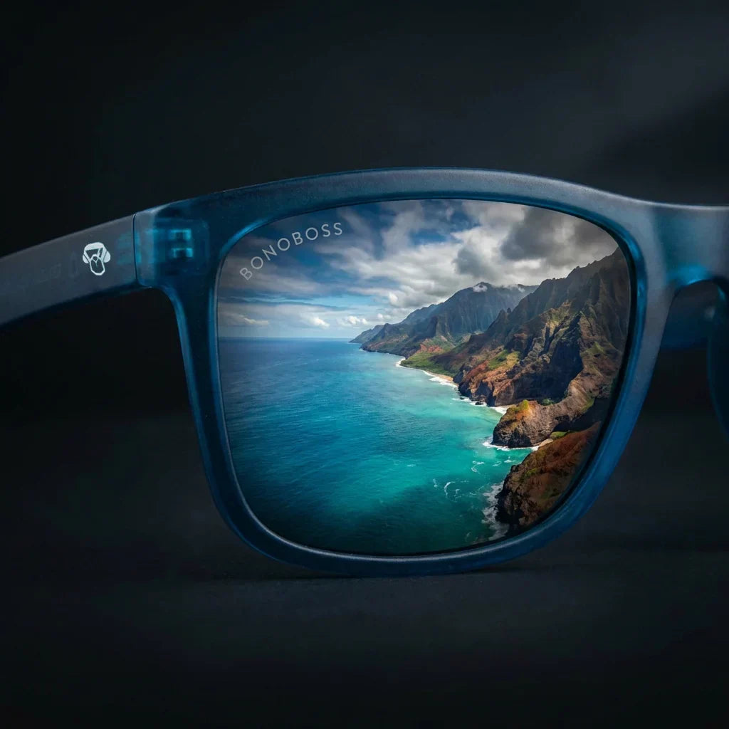 Rapanui RPET clásico gafas polarizadas ocean vista frontal con patas de madera #color_ocean