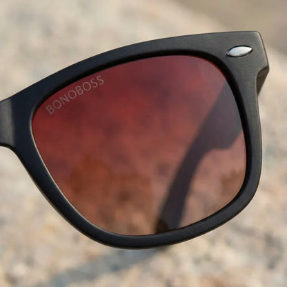 Lentes sol Acacio RPET polarizados UV400 detalle lente coating espejado precision optica Bonoboss #color_rojo