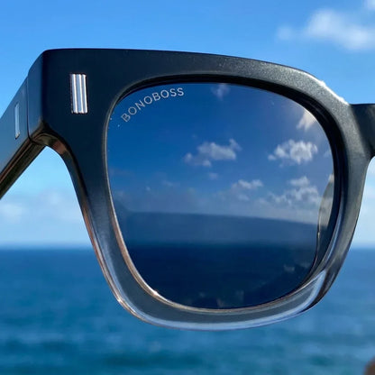 Lentes sol Osorno RPET polarizados UV400 fotografia editorial Bonoboss #color_degrade-azul