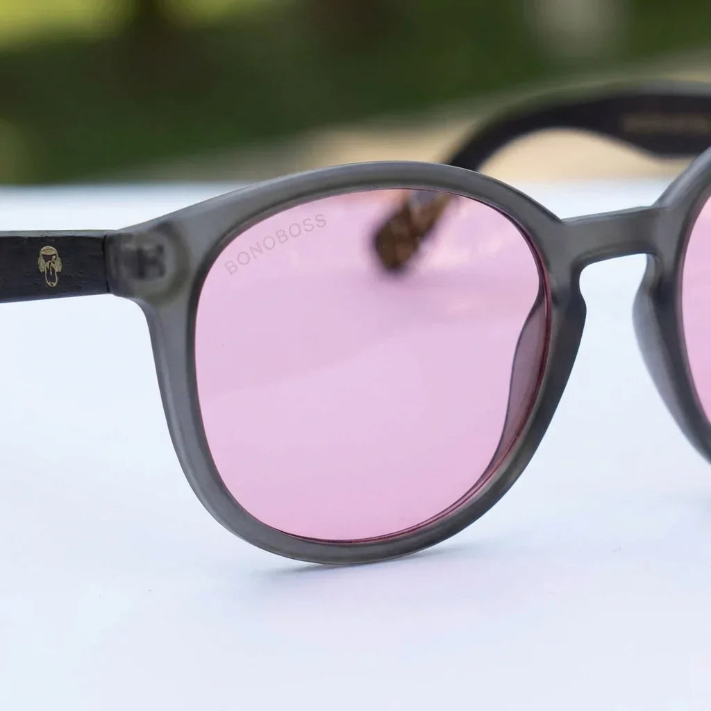 Lentes sol Meli TSP polarizados UV400 bio-acetato TSP rosado close-up lente coating espejado detalle optico Bonoboss #editorial_polarizado #color_rosado