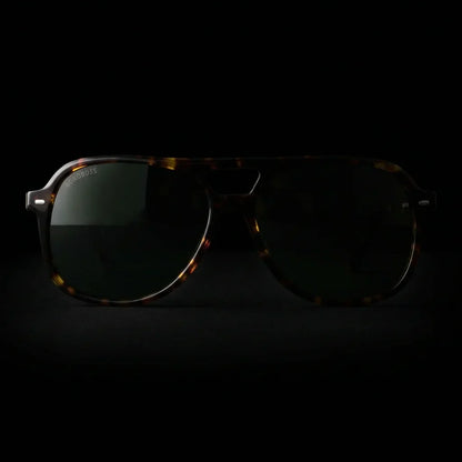 Lentes sol Orson E.D polarizados UV400 frontal dramatico luz editorial Bonoboss #color_carey