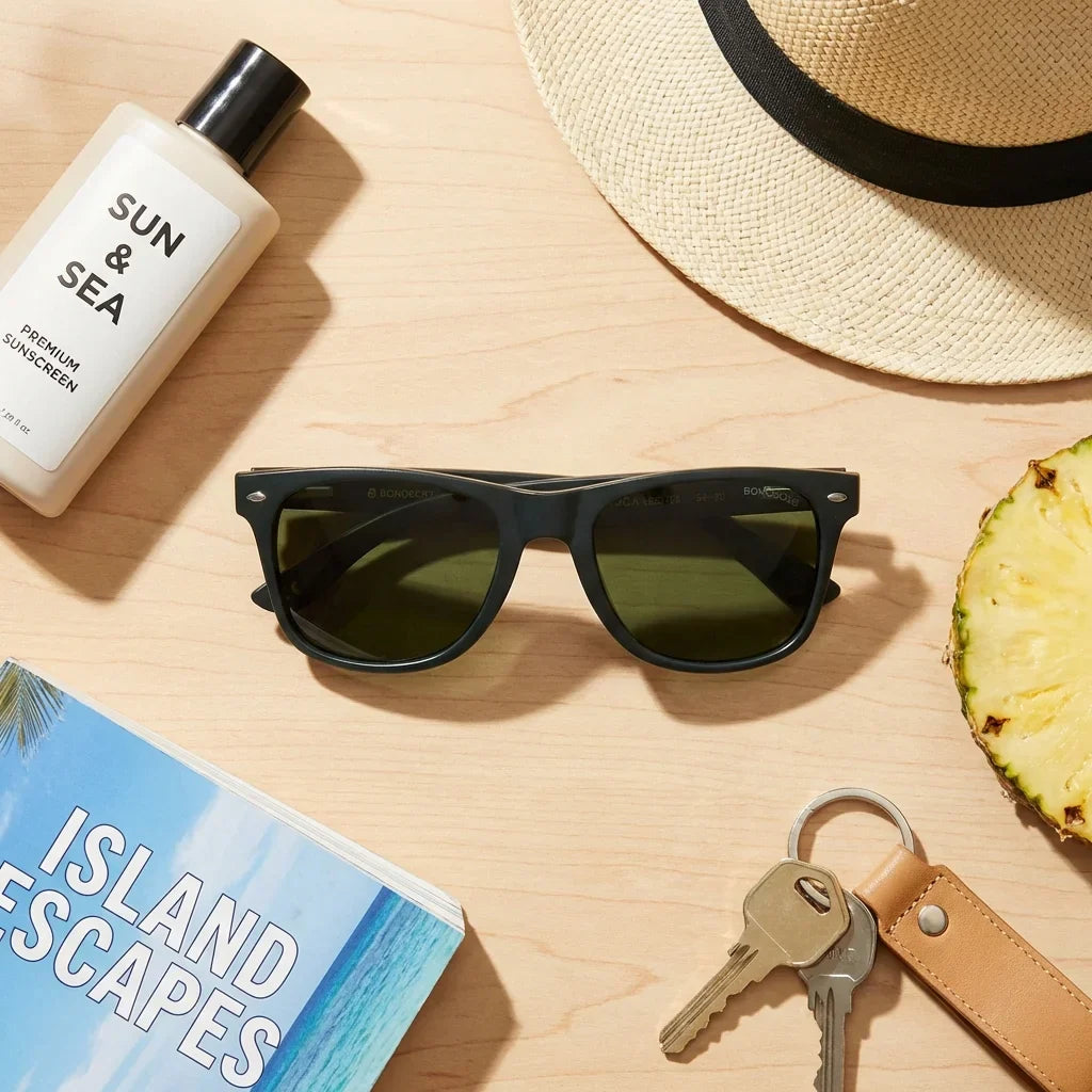 Acacia Dark lentes de sol G15 clásico de frente con madera natural #color_g15