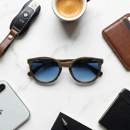 Meli Ebony clásico lentes de sol UV400 degradé azul vista frontal con protección UV400 #color_degrade-azul