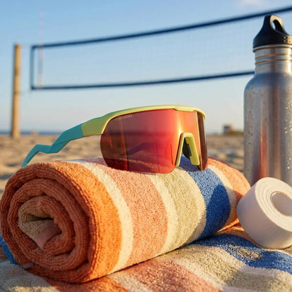 Bonoboss Bolt Yellow - Detalle lentes deportivos contexto #editorial_detail2 #color_yellow