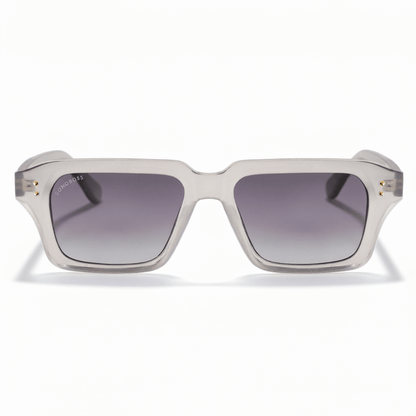 la vista frontal de unos anteojos gafas de sol polarizadas de plastico reciclado sustentable personalizada para regalo corporativo de #color_gray