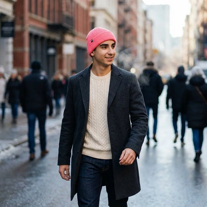 Beanie gorro de invierno en calle urbana día de invierno Bonoboss