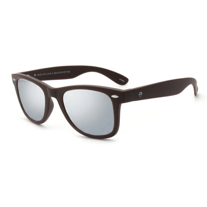 Acacia RPET Café lentes de sol cristal Espejado Silver vista tres cuartos unisex madera reciclada #color_espejado-silver
