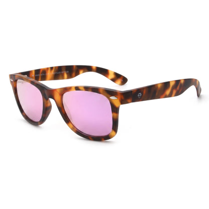 Acacia RPET Carey lentes de sol cristal Espejado Pink vista tres cuartos unisex madera reciclada #color_espejado-pink