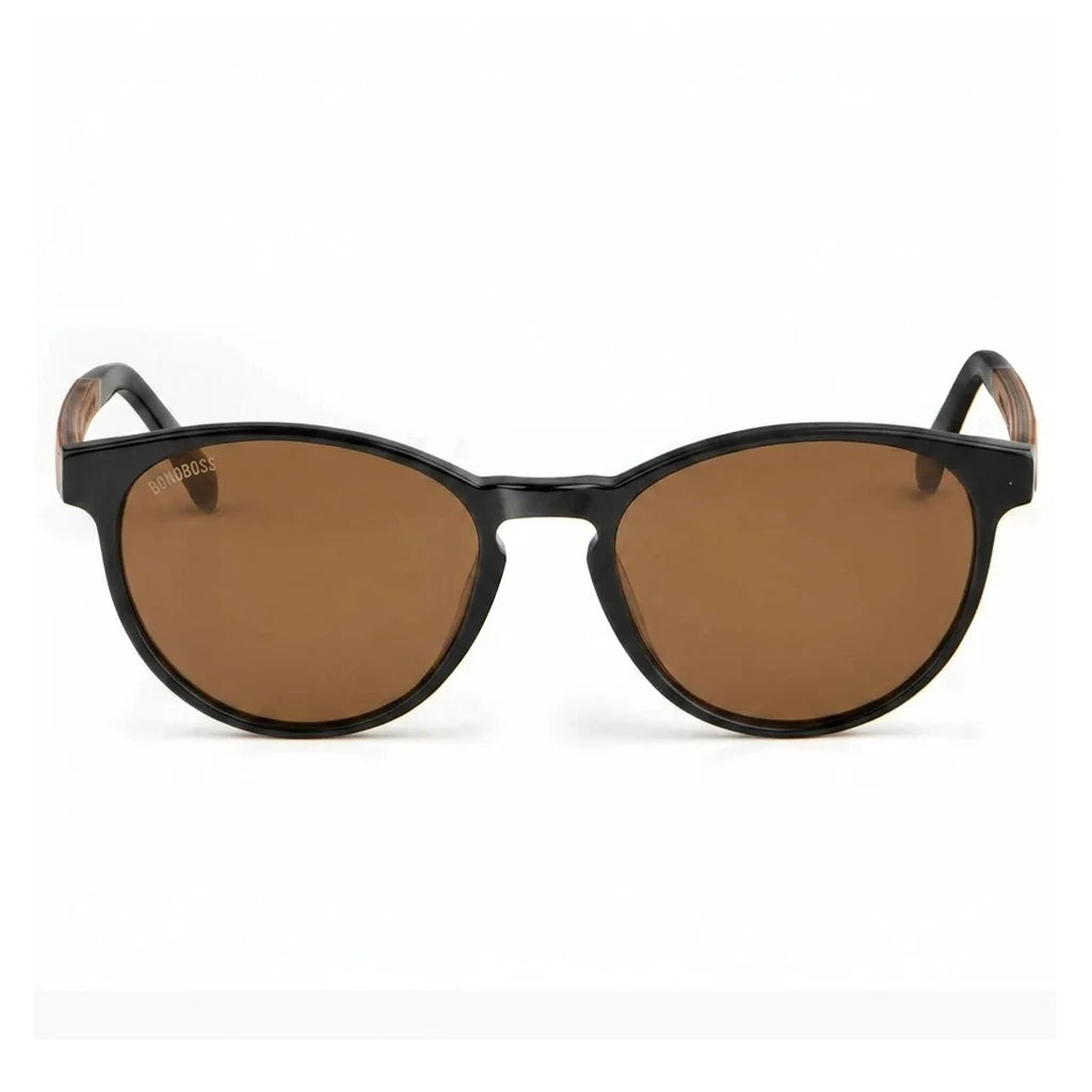 Lentes de sol Bonoboss Chiloé 220 Negro cristal Café vista frontal armazón bio-acetato varilla madera UV400 #editorial_frontal #color_cafe
