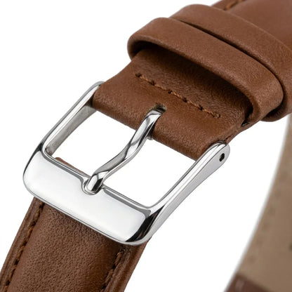 Bonoboss Correa Cuero Premium 22mm Brown - macro detalle hebilla plateada #editorial_wb_buckle_detail #color_brown