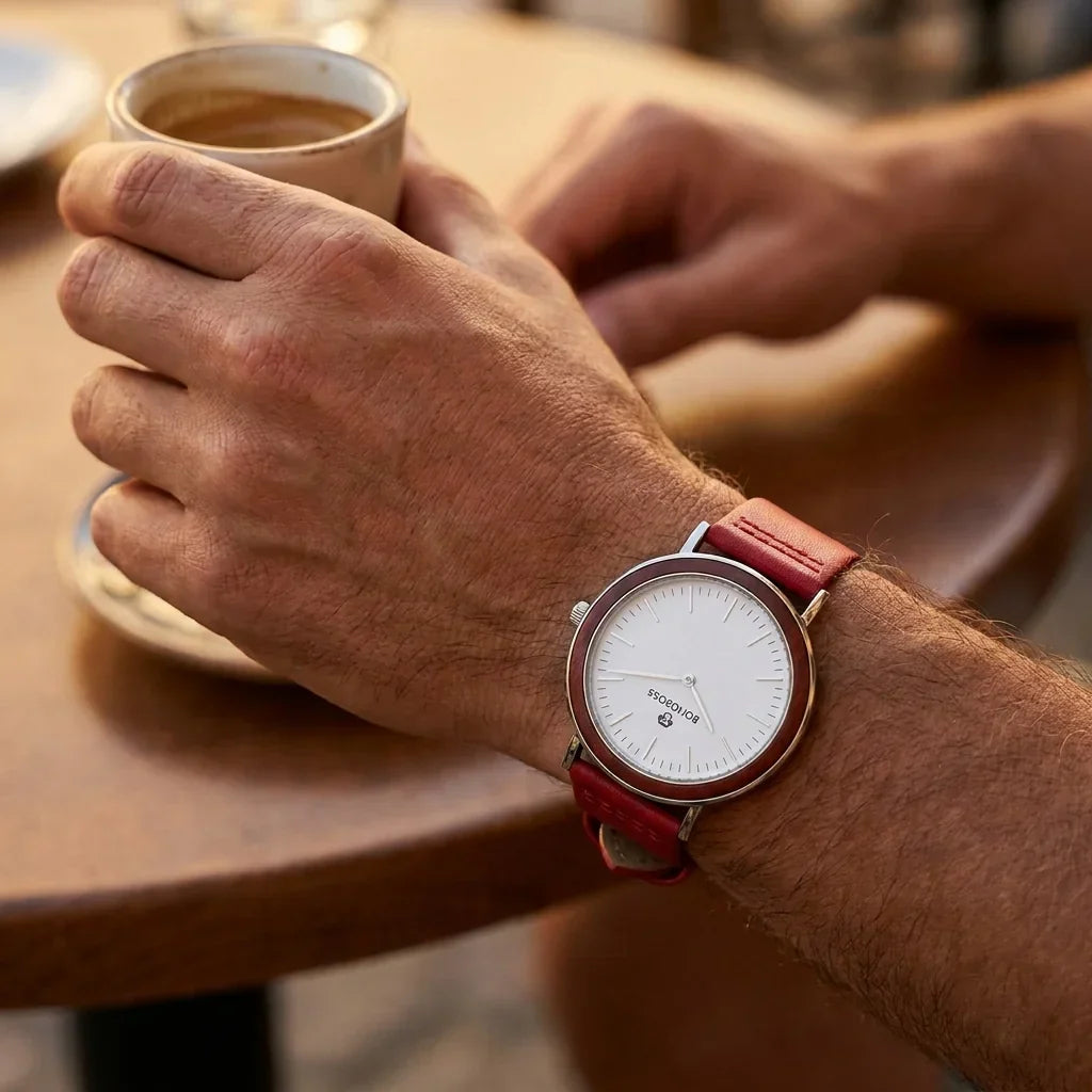 Bonoboss Correa Cuero Premium 22mm Rojo - lifestyle muneca con reloj Toki Bonoboss #editorial_ctx_wrist_action #color_rojo