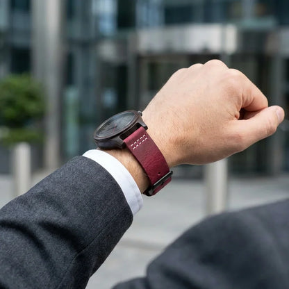 Correa de cuero para reloj persona mirando hora urbano Bonoboss
