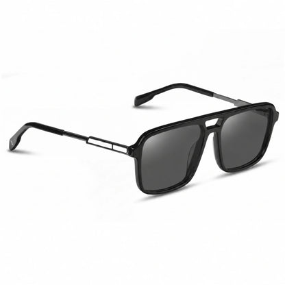 Lentes de sol Fiore 1014 Negro con cristal negro polarizado UV400, vista en tres cuartos para hombre y mujer #color_negro