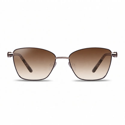 Lentes de sol Fiore 22115 Gris con cristal gradiente café polarizado UV400, vista frontal para mujer #color_gradiente-cafe #foto_frontal