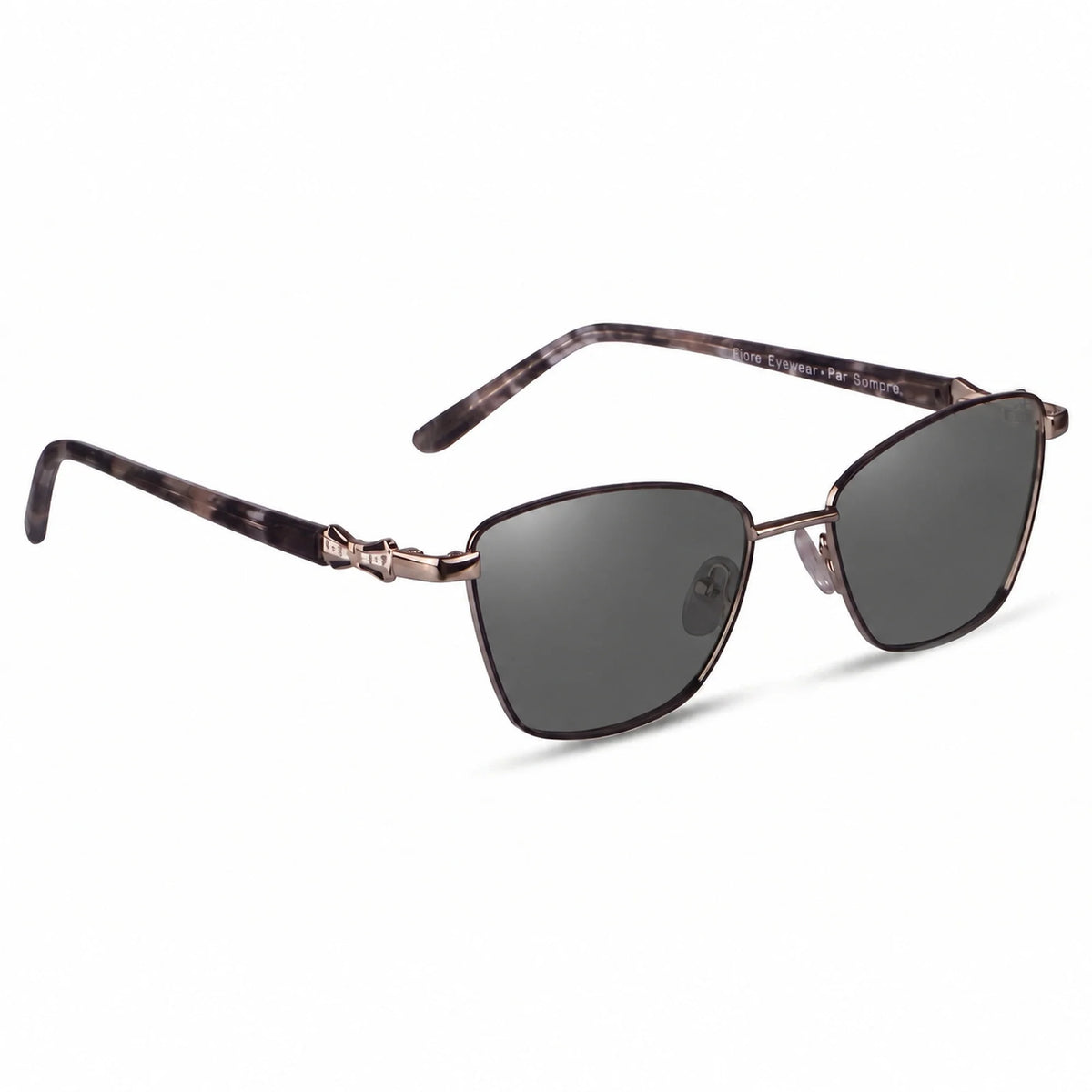 Lentes de sol Fiore 22115 Gris con cristal negro polarizado UV400, vista en tres cuartos para mujer #color_negro