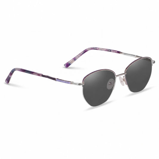 Lentes de sol Fiore 3921 Morado con cristal negro polarizado UV400, vista en tres cuartos para mujer #color_negro