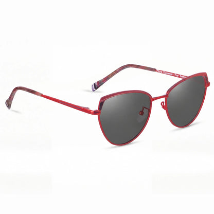 Lentes de sol Fiore 3983 Rojo con cristal negro polarizado UV400, vista en tres cuartos para mujer #color_negro