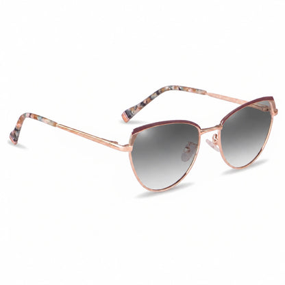 Lentes de sol Fiore 3983 Dorado con cristal gradiente gris polarizado UV400, vista en tres cuartos para mujer #color_gradiente-gris